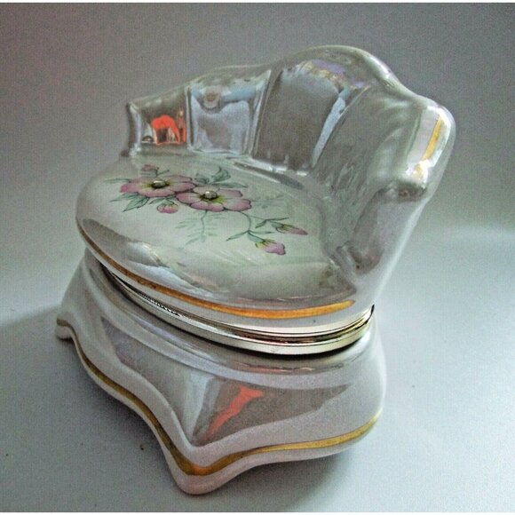 VTG Sofa Shaped Trinket Jewelry Box Capodimonte Pink Floral Gold Hinged Italy - Picture 2 of 9
